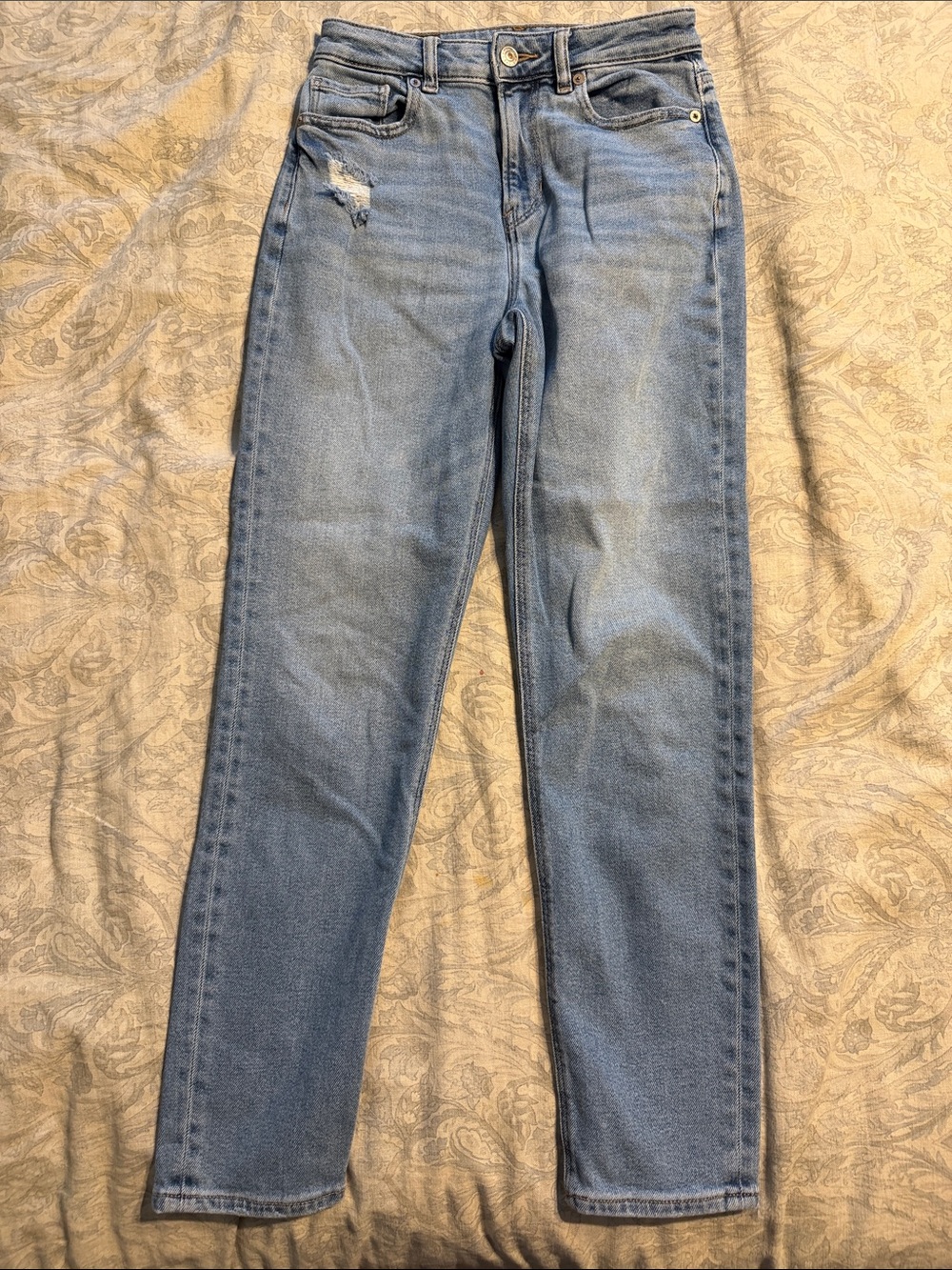 American Eagle Outfitters Light Blue High-Rise Mom Women's Jeans